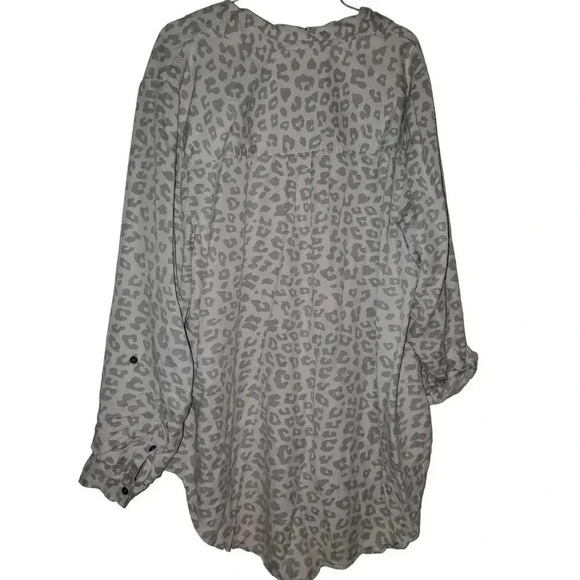 New Directions Curvy Leopard High to Low Long-sleeved or 3/4 sleeved 3x - Picture 8 of 8